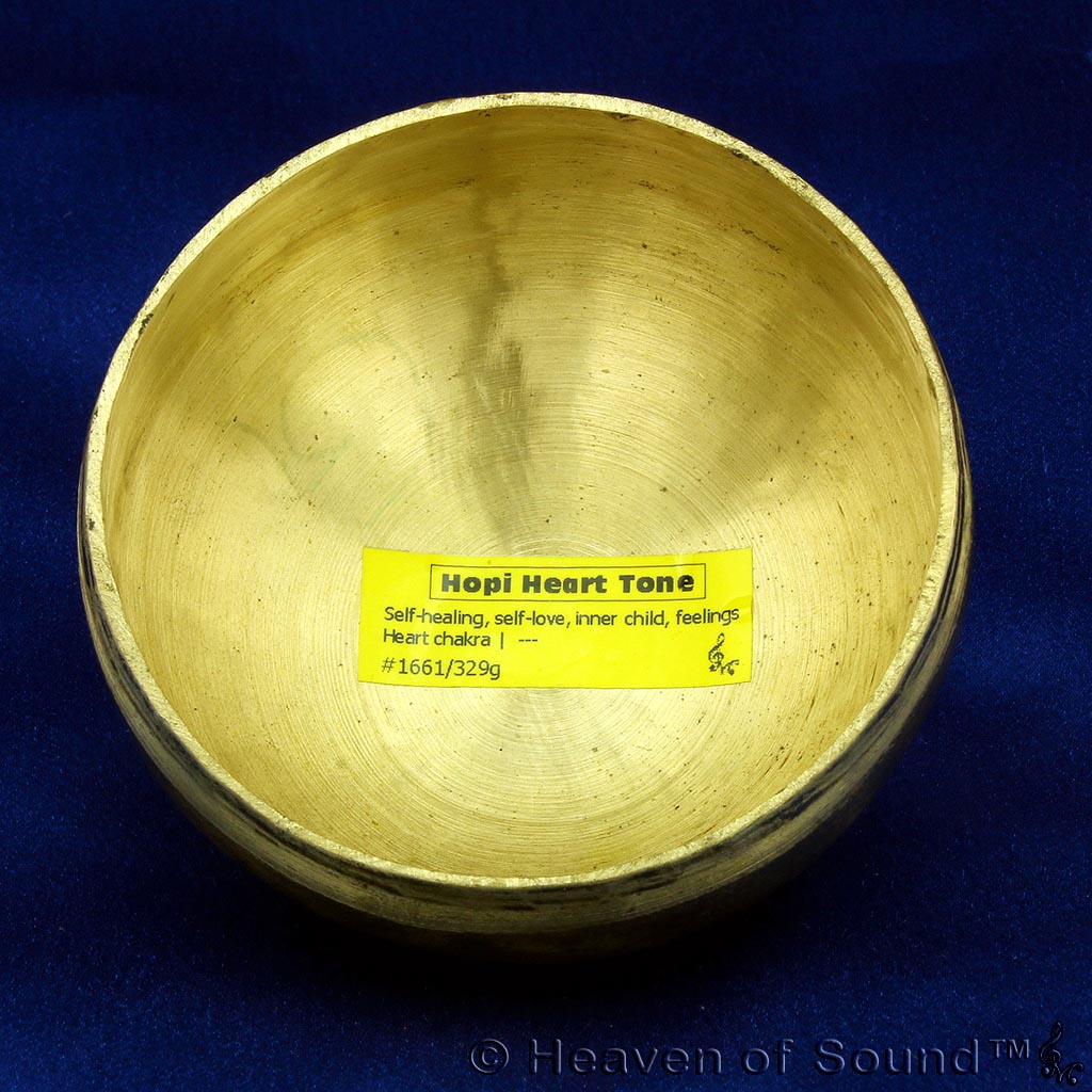 Tiny Bengali "Hopi Heart Tone" singing bowl #1661 for Inner Child Work & Self Healing at Heaven of Sound - 1