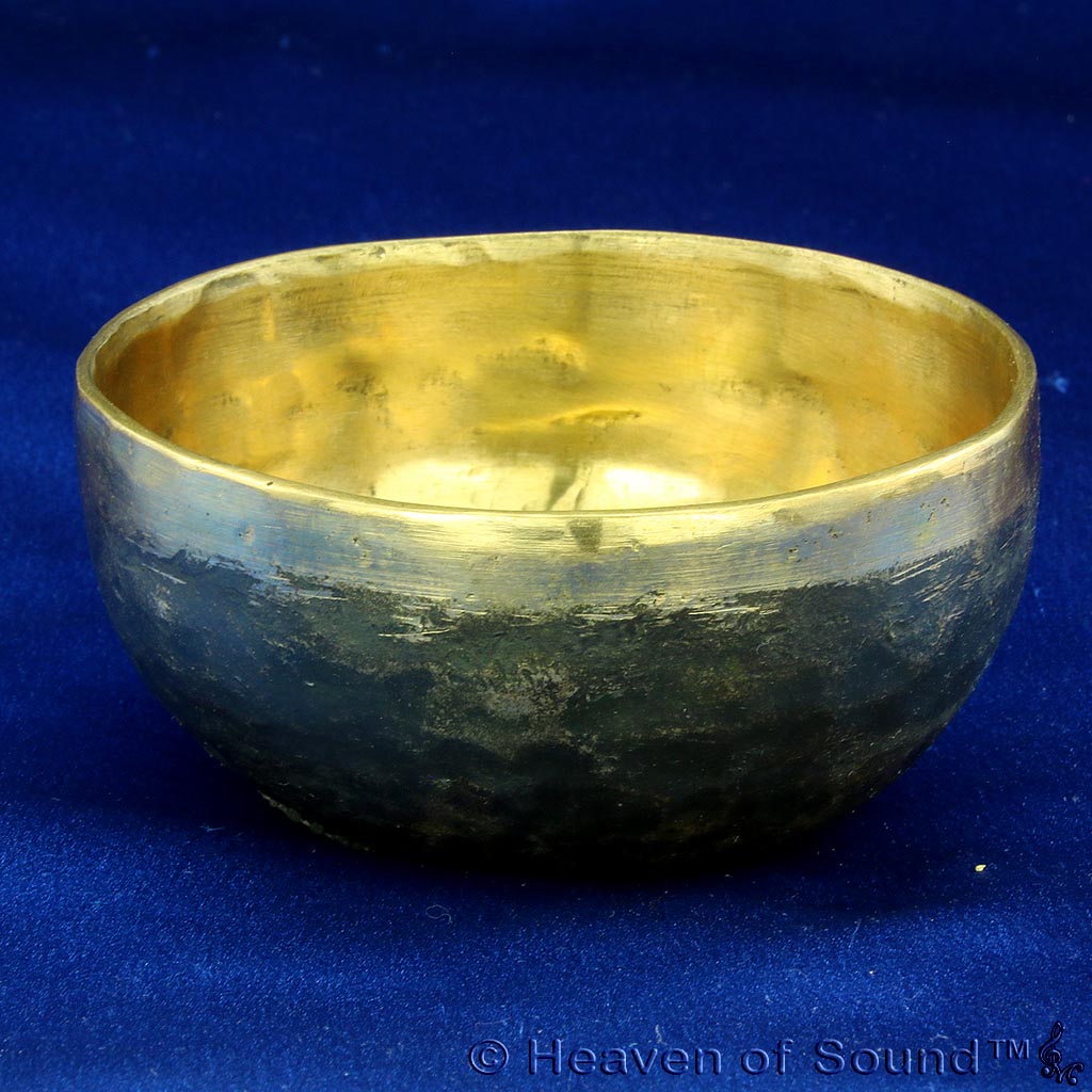 Tiny Bengali "Theta Wave" + "Venus" Singing Bowl #1667 - Deep meditation & love