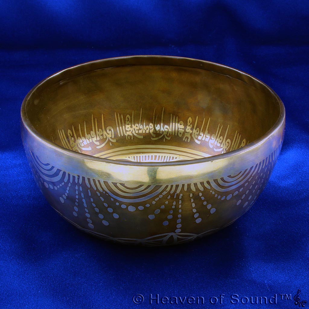 Ornamented Singing Bowl #6121 "RootChakra" for basic trust & stability at Heaven of Sound