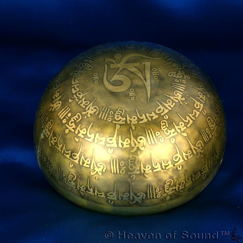 OM Etched Singing Bowl #5207, "Moon Saros" + "Ceres" for Releasing grief and loss - only at Heaven of Sound - 2