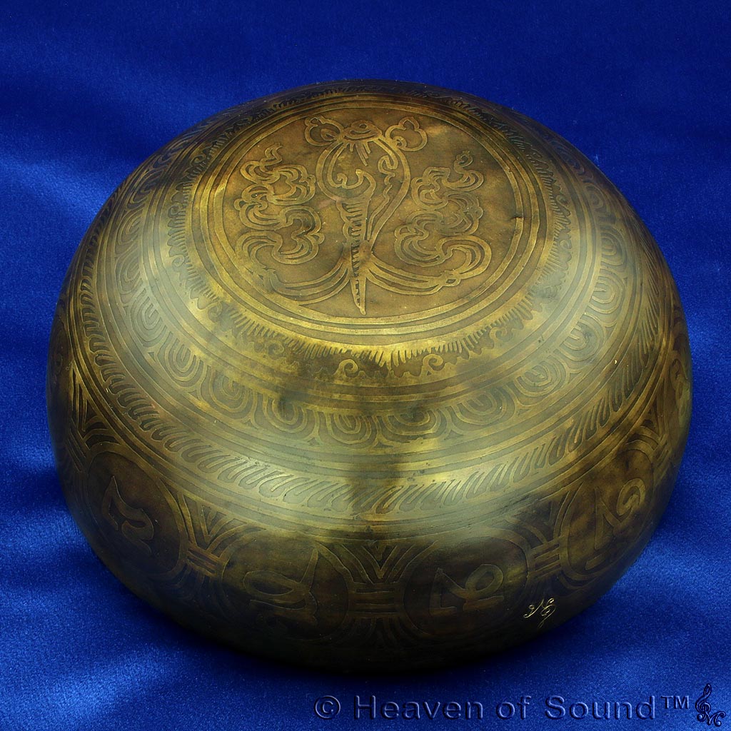 Stunning decorated Singing Bowl "Alpha Wave" + "Hydrogen Gamma" #1120 for physical healing & mediation, exclusive at Heaven of Sound - 3