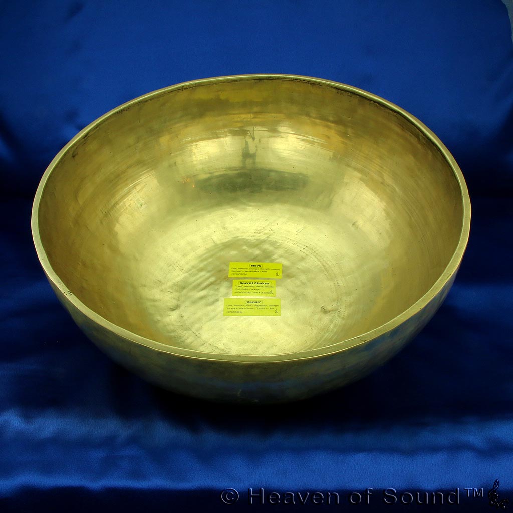 Giant matte Singing Bowl "Mars" for courage and immune system at Heaven of Sound