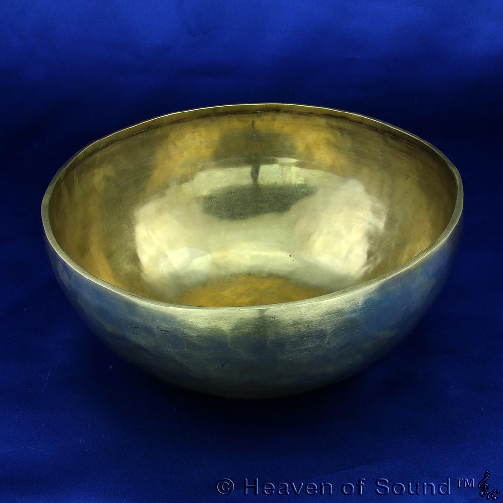 Polished certified planetary sing bowl "Sacral Chakra"  #2474 from Heaven of Sound - 3