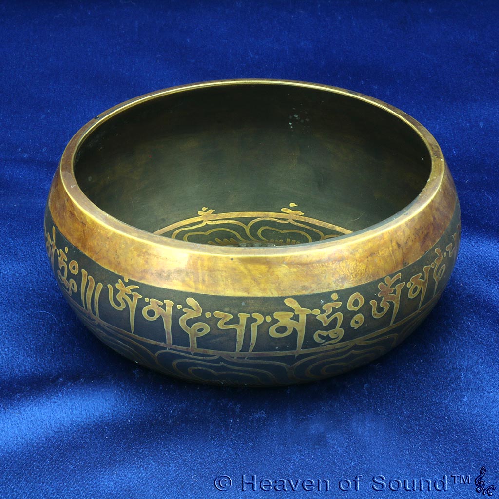 Cast "Saturn" Singing Bowl for Concentration, Stability, Boundaries & Focus; #BMMH1359